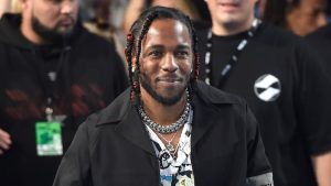 Ο Kendrick Lamar με τρία άλμπουμ στο Top 10 του Billboard 200