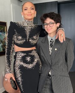 J. Lopez και κόρη: Εντυπωσιακές εμφανίσεις στην πρεμιέρα του «Οθέλλου»