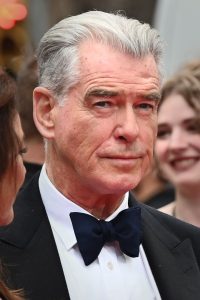 Pierce Brosnan σε σκηνή από τη σειρά MobLand με έντονη ιρλανδική προφορά.