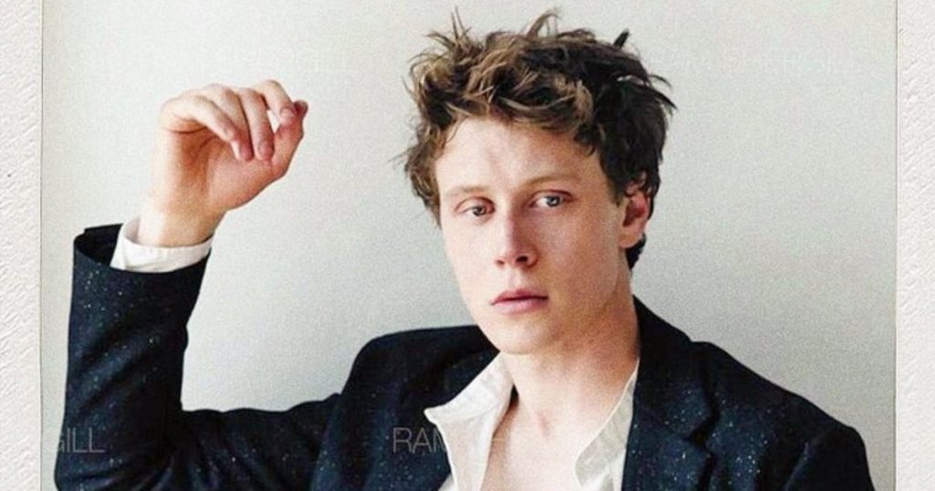 Ο George MacKay μιλάει για τον πιθανό ρόλο του James Bond