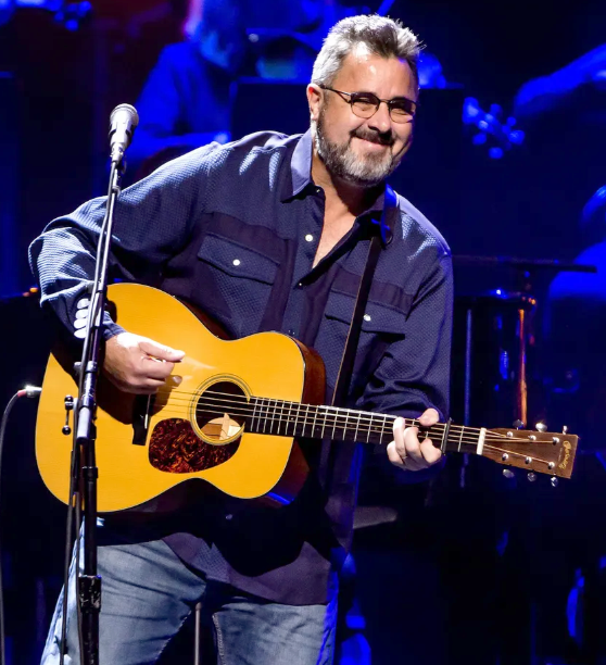 Vince Gill: Βραβείο Συνολικής Προσφοράς στα CMA Awards