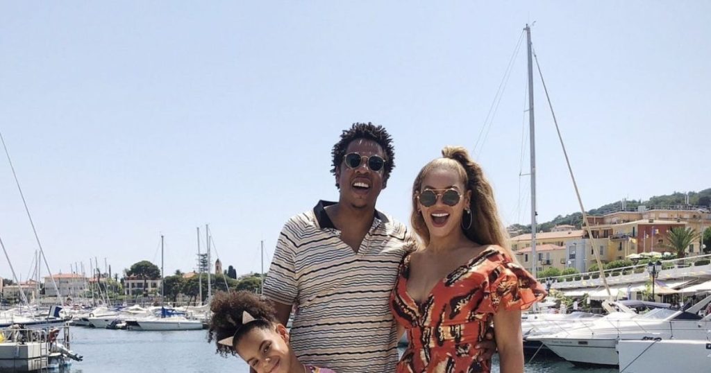 Tina Knowles: Συγκίνηση για τη Blue Ivy στο Met Gala