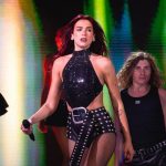 Η Dua Lipa στηρίζει τις κινητοποιήσεις στην Αλβανία