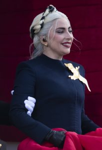 Lady Gaga: Έγινε μητέρα για πρώτη φορά